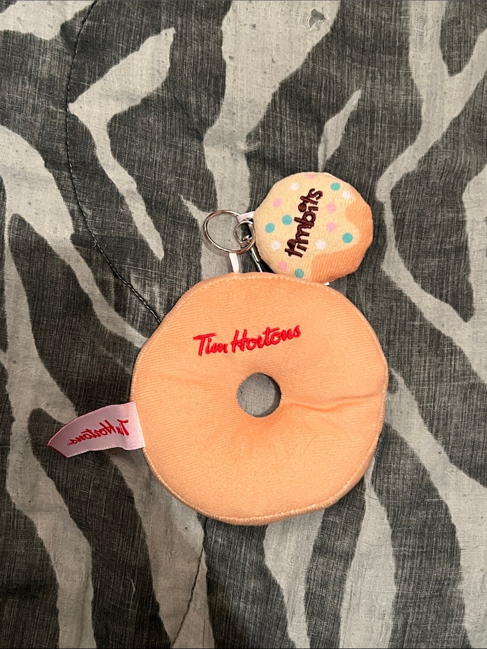 Tim Hortons Donut & Timbit Keychain - Picture 2 of 2